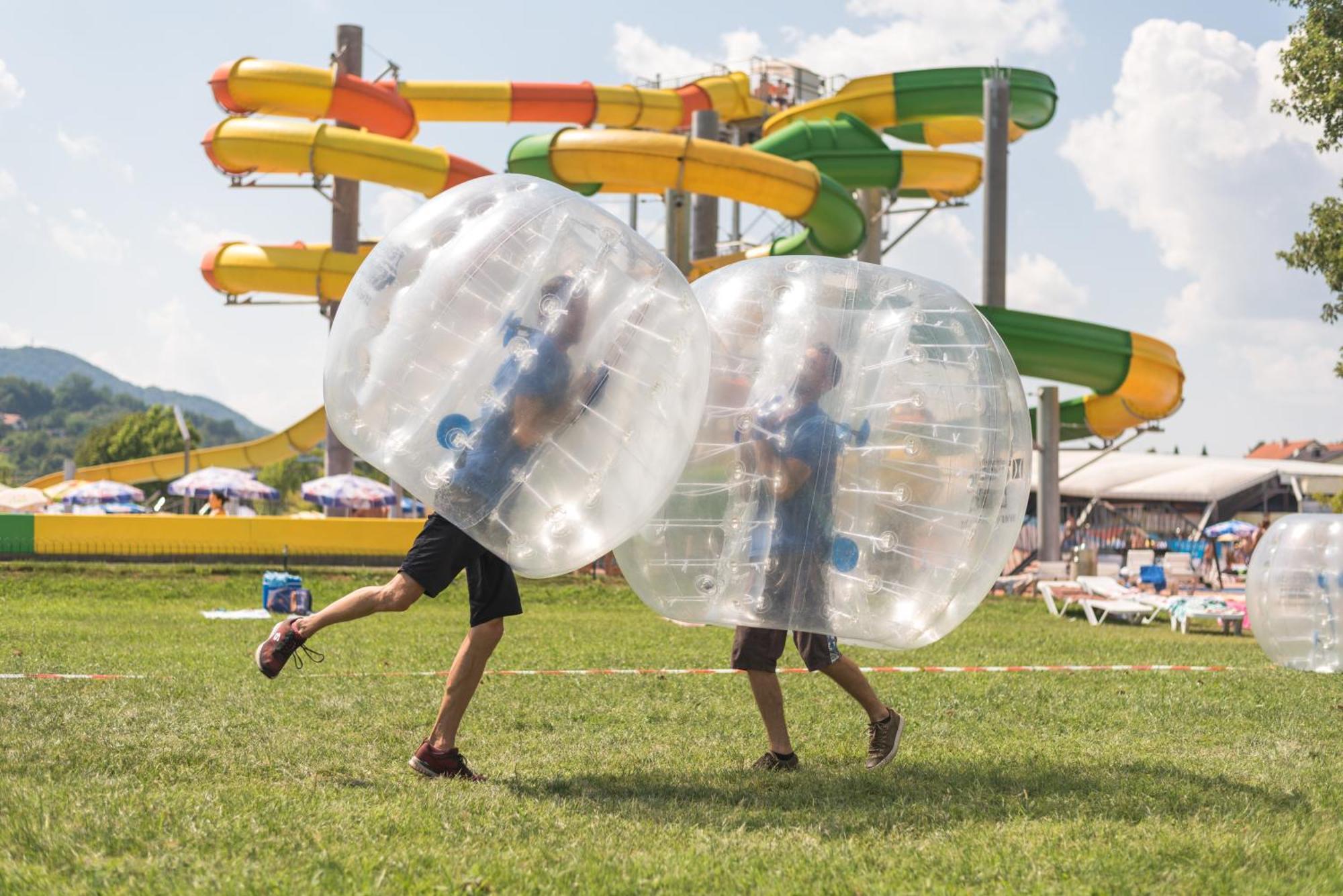 Glamping Tents In Tuhelj With Thermal Riviera Tickets トゥヘリスケ・トプリツェ エクステリア 写真